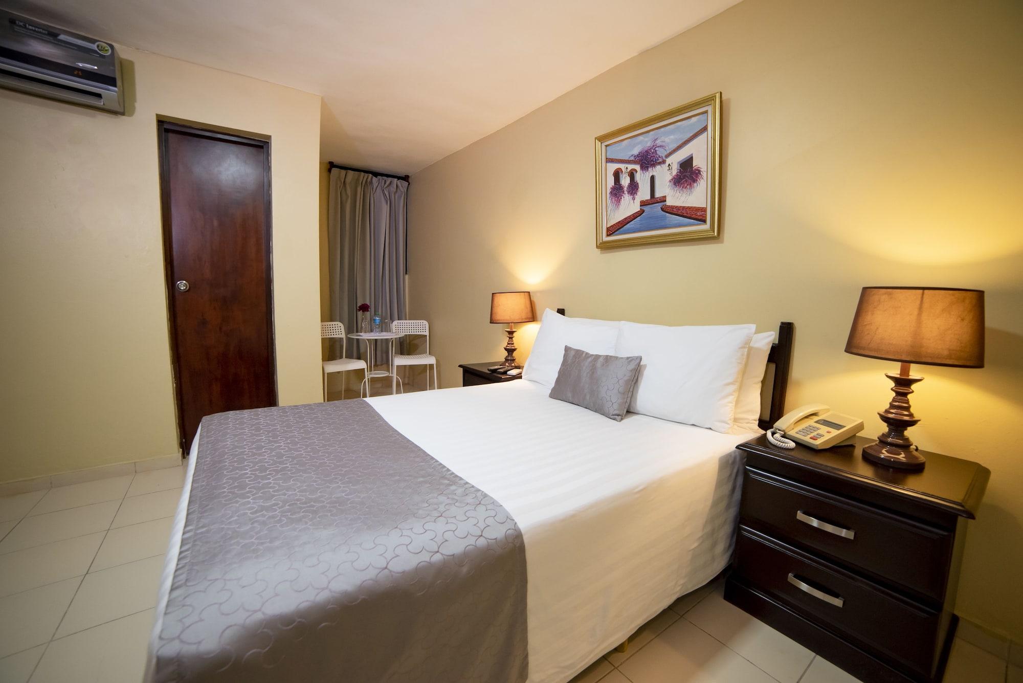 Hotel Real Bella Vista Santo Domingo Exterior photo